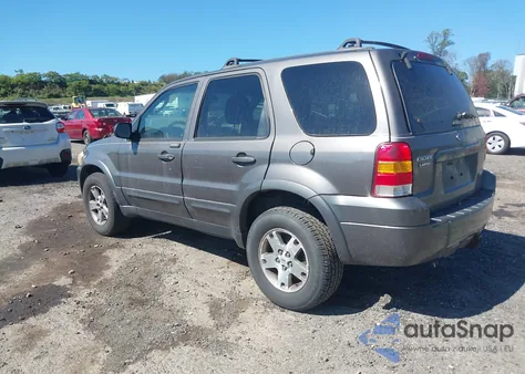 2005 Ford Escape Limited from USA, damaged, VIN 1FMCU94185KA94998